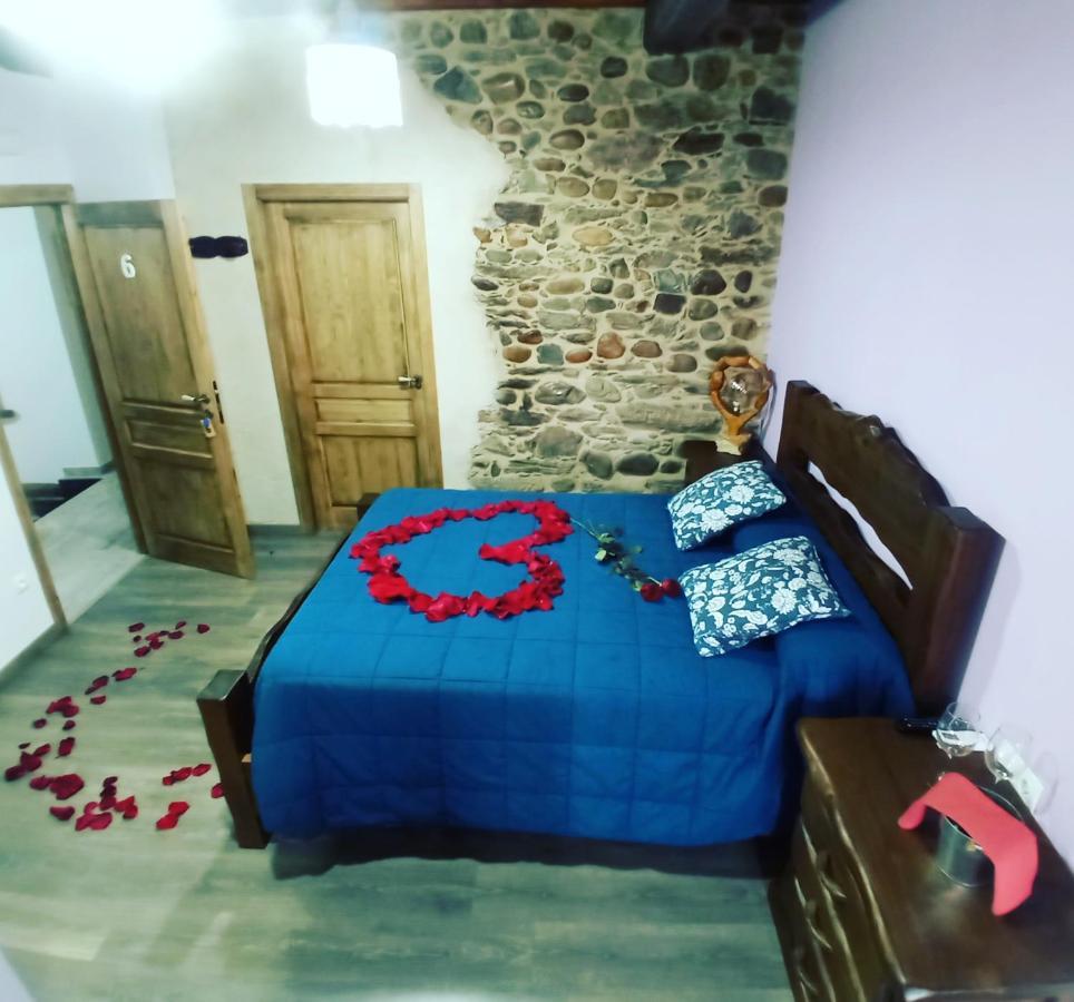 Hostal La Medina De Кампонарая Экстерьер фото