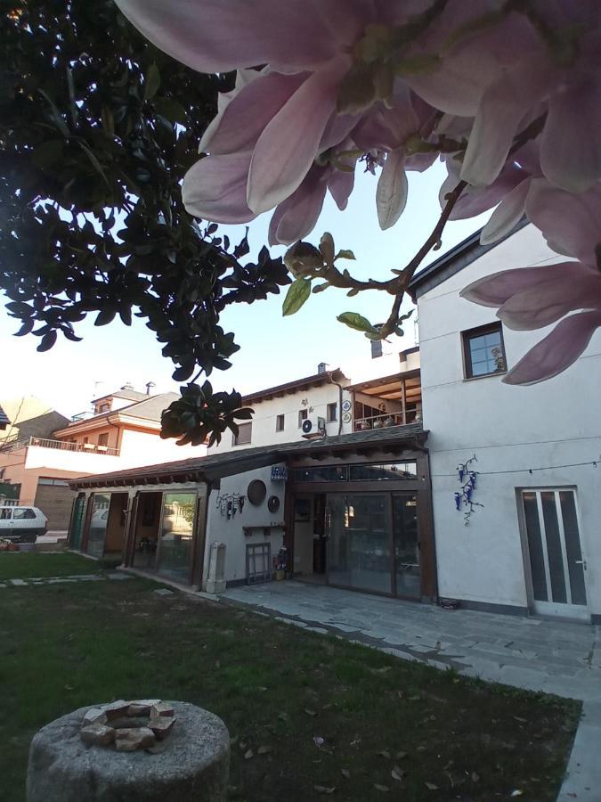 Hostal La Medina De Кампонарая Экстерьер фото